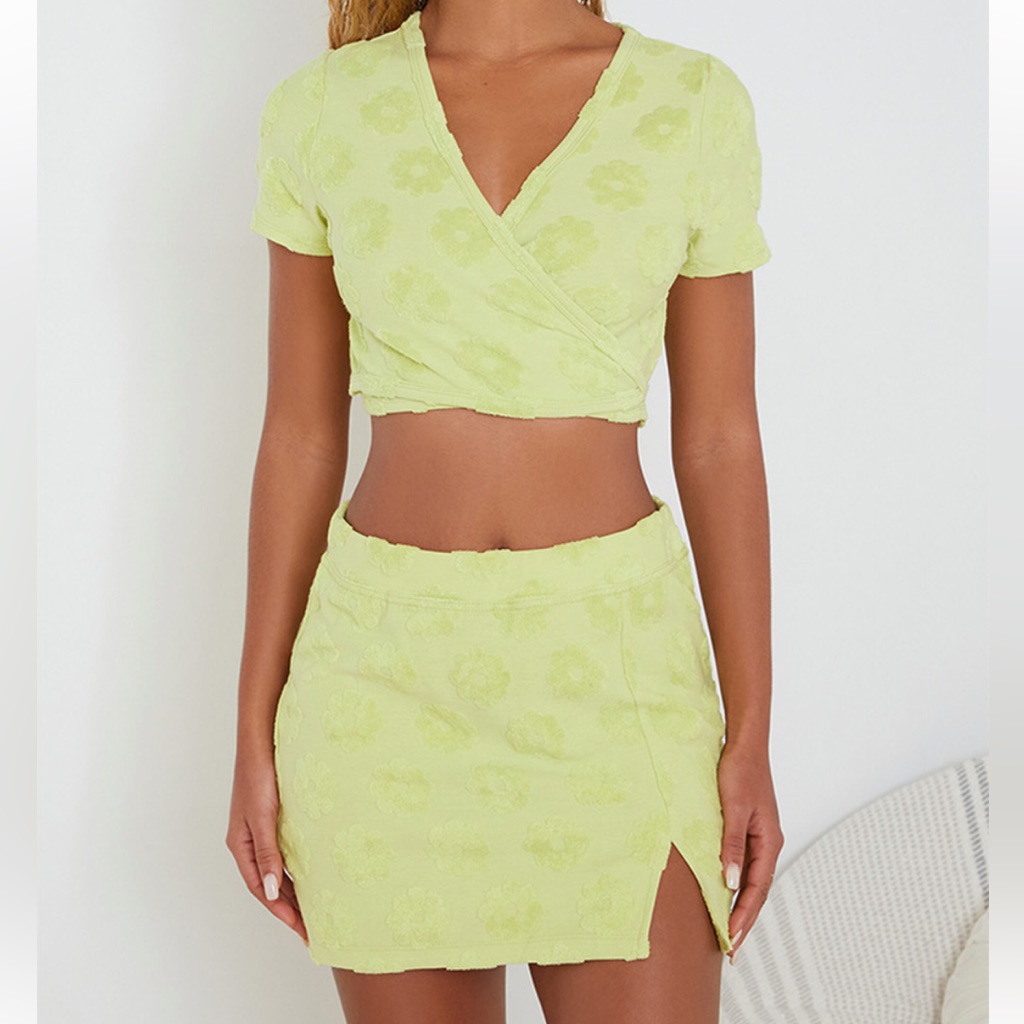 Pacsun Floral Print Towel Material Skirt & Crop Top Set Top Large Skirt Small